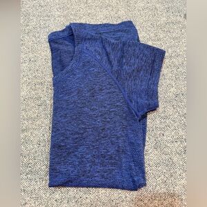 Lululemon Blue Swiftly short sleeve long length size 6